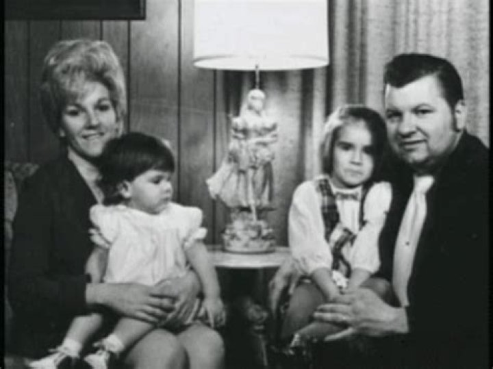 Where are John Wayne Gacy’s Kids and How Many Children Did He Have?